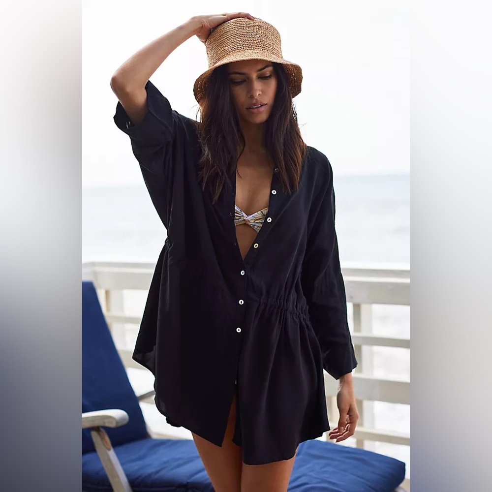 L*space Pacifica tunic in black